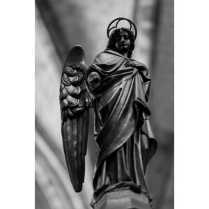 sculpture ange bois cathédrale 5